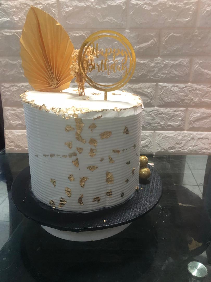 Premium Wedding Cakes Abuja